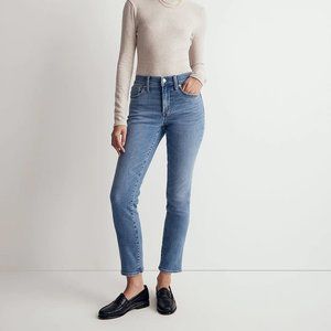 NWT 26 P Madewell Mid-Rise Perfect Vintage Jean in Clearwater Wash. Petite
